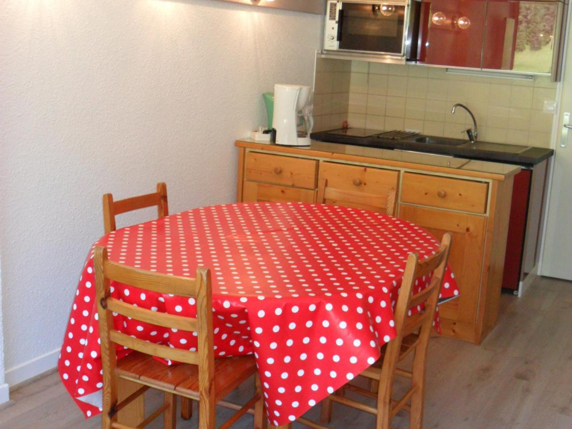 Studio Cabine Avec Balcon Proche Centre Et Pistes, Parking Et Navette Gratuite - Fr-1-515-98 فيلارد دي لانس المظهر الخارجي الصورة